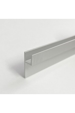планка для щита и столеш 4мм соединительная хром мат. (Ч-образная) 4,0 м