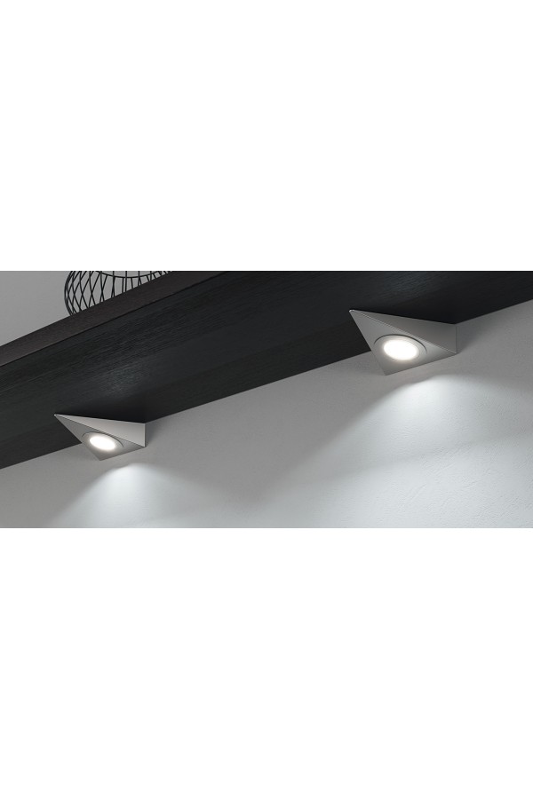Накладка на светодиодный светильник треугольный LOOX LED4009 135*118*40мм 833.80.711 Hafele