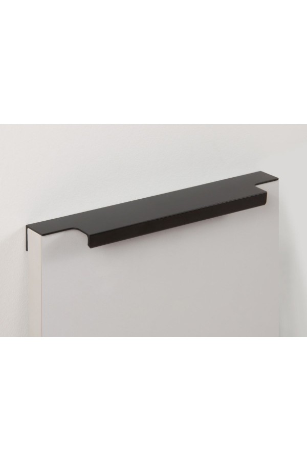 Ручка мебельная торцевая 160мм черный RT109BL.1/160/200 Boyard