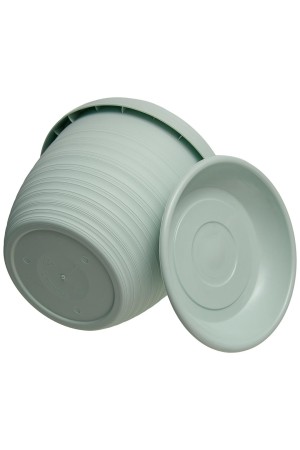 Пластиковый горшок 