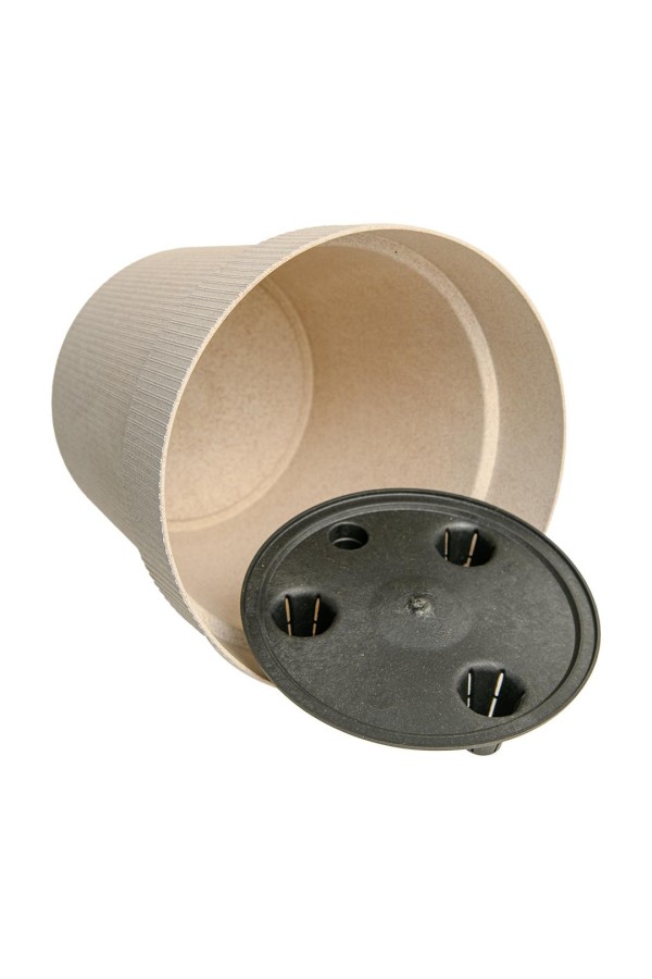 Пластиковый горшок со вставкой 