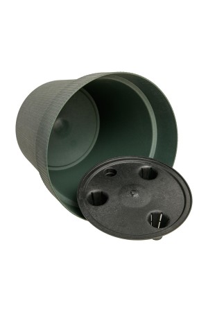 Пластиковый горшок со вставкой 