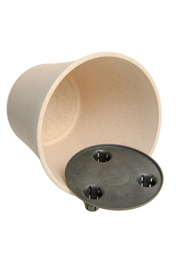 Пластиковый горшок со вставкой 