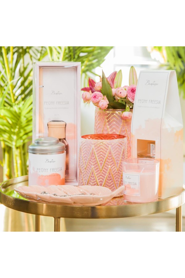 Ароматическая свеча PEONY FREESIA, Д75 Ш75 В110