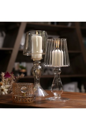 Декоративный подсвечник из цветного стекла, Д110 Ш110 В255, белый