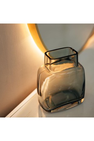 Декоративная ваза из стекла, Д127 Ш80 В147, серый