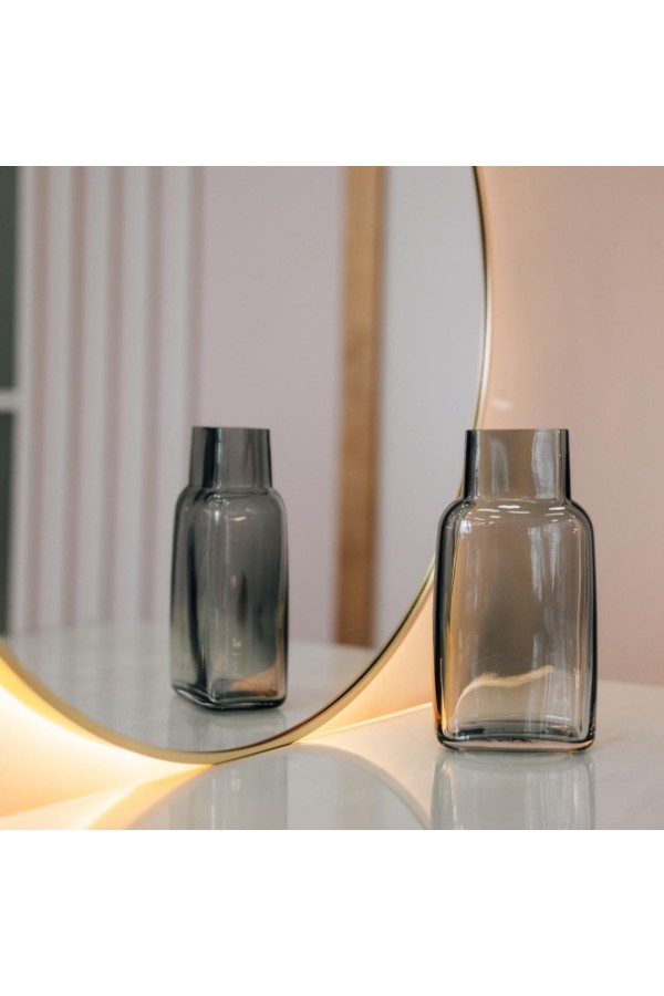 Декоративная ваза из стекла, Д105 Ш75 В205, серый