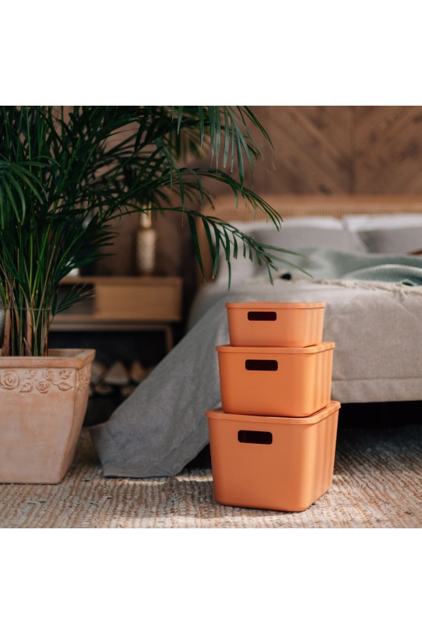 Корзина пластиковая для хранения 