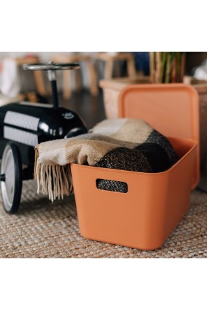 Корзина пластиковая для хранения 