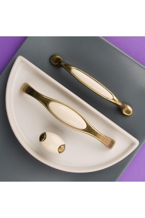 Ручка-кнопка с фарфором, оксидированная бронза