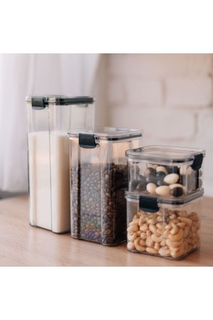 Контейнер с крышкой 