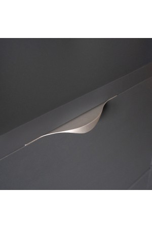 Ручка торцевая,  200 мм (фасад 18 мм),  матовый хром RT-002-200 SC