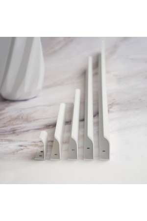 Ручка торцевая, 704/797 мм, матовый белый