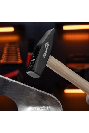 Молоток слесарный, 600 г, квадратный боек, деревянная рукоятка Sparta