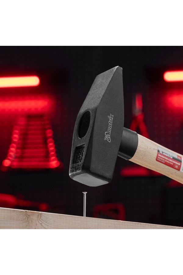 Молоток слесарный, 1500 г, квадратный боек, деревянная рукоятка Matrix