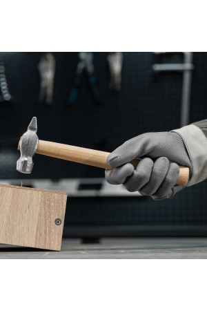 Молоток слесарный, 200 г, круглый боек, деревянная рукоятка Россия