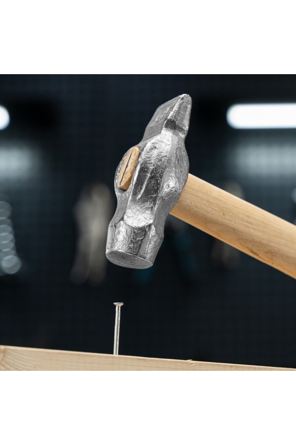 Молоток слесарный, 500 г, круглый боек, деревянная рукоятка