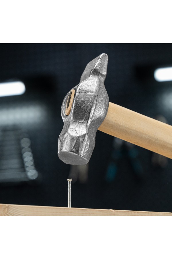 Молоток слесарный, 800 г, круглый боек, деревянная рукоятка