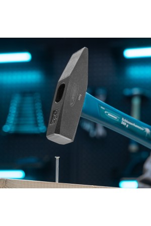 Молоток слесарный, 500 г, квадратный боек, фибергласовая обрезиненная рукоятка Gross