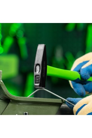 Молоток слесарный, 200 г, фибергласовая обрезиненная рукоятка Сибртех