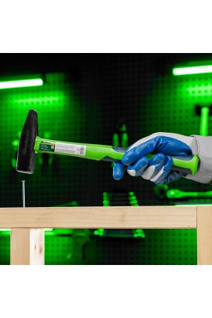 Молоток слесарный, 600 г, фибергласовая обрезиненная рукоятка Сибртех