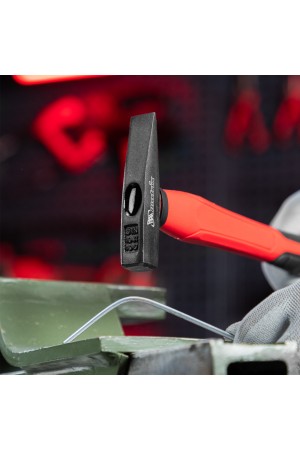 Молоток слесарный optimal, 100 г, фибергласовая обрезиненная рукоятка, квадратный боек Matrix