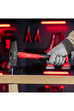 Молоток слесарный optimal, 600 г, фибергласовая обрезиненная рукоятка, квадратный боек Matrix