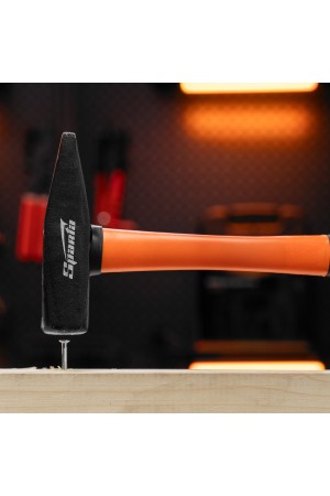 Молоток слесарный, 500 г, фибергласовая обрезиненная рукоятка Sparta