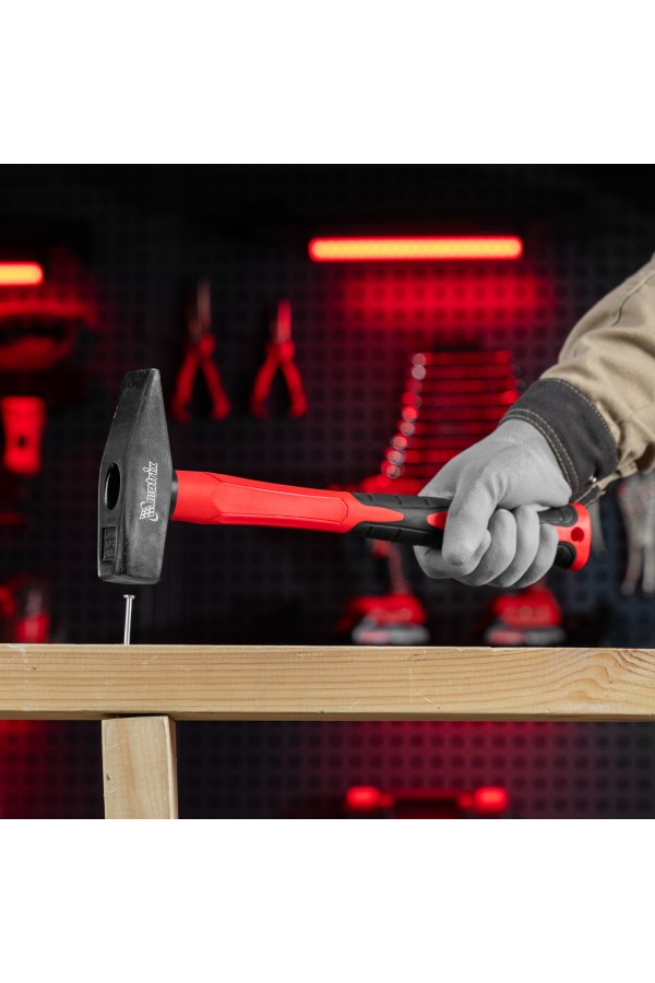 Молоток слесарный optimal, 800 г, фибергласовая обрезиненная рукоятка, квадратный боек Matrix