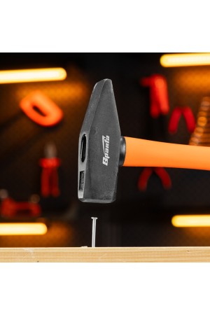 Молоток слесарный, 1000 г, фибергласовая обрезиненная рукоятка Sparta