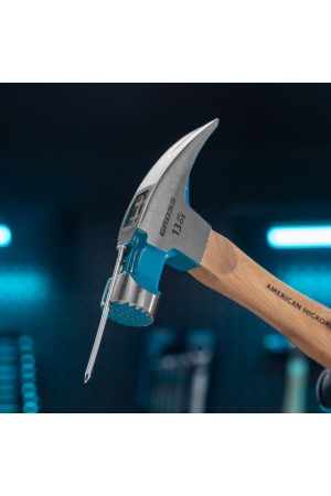Молоток-гвоздодер, 380 г, угол 75, магнит, обрезиненная рукоятка AMERICAN HICKORY // GROSS