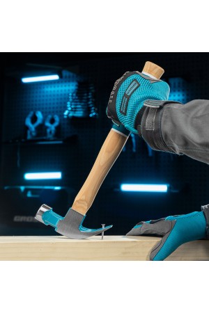 Молоток-гвоздодер, 450 г, угол 45, магнит, обрезиненная рукоятка American hickory GROSS