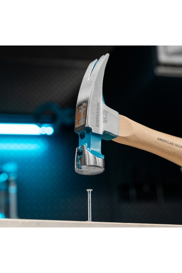 Молоток-гвоздодер, 450 г, угол 75, магнит, обрезиненная рукоятка American hickory GROSS