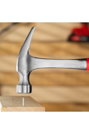 Молоток-гвоздодер, 570 г, цельнометаллический, двухкомпонентная рукоятка Matrix