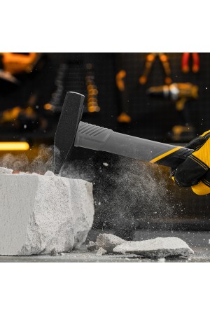 Молоток слесарный, 400 г, кованый, фибергласовая рукоятка c TPR покрытием Denzel