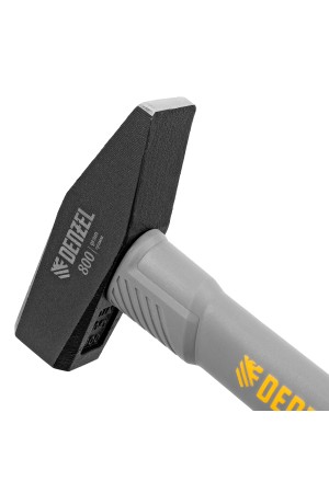 Молоток слесарный, 800 г, кованый, фибергласовая рукоятка c TPR покрытием Denzel