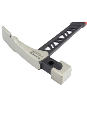 Молоток каменщика, 680 г, цельнокованый, двухкомпонентная обрезиненная рукоятка Matrix Pro