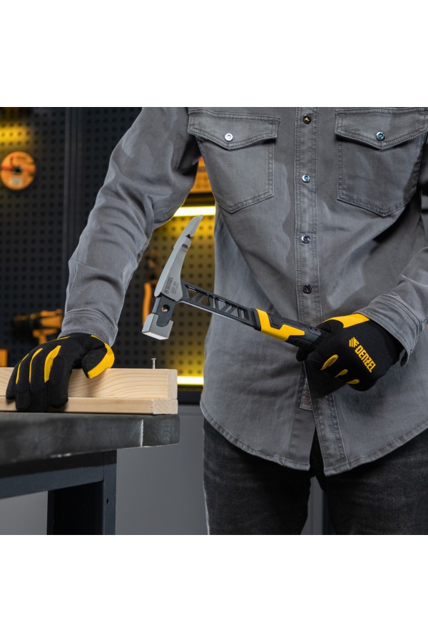 Молоток каменщика 680 г, цельнокованый, двухкомпонентная обрезиненная рукоятка Denzel