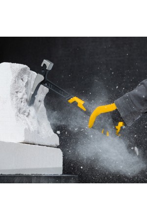 Молоток каменщика 680 г, цельнокованый, двухкомпонентная обрезиненная рукоятка Denzel