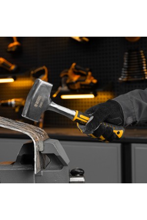 Кувалда 2 кг, цельнометаллическая, двухкомпонентная рукоятка Denzel