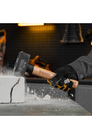 Кувалда, 1500 г, кованая головка, буковая рукоятка Denzel