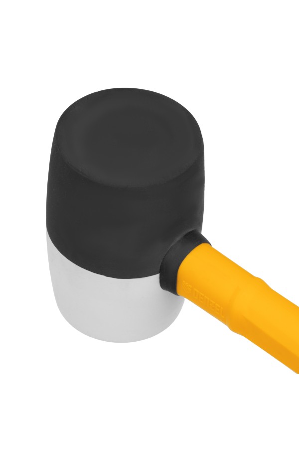 Киянка резиновая, 450 г, черно-белая, фибергласовая рукоятка c TPR покрытием Denzel