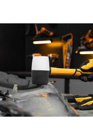 Киянка резиновая, 680 г, черно-белая, фибергласовая рукоятка c TPR покрытием Denzel