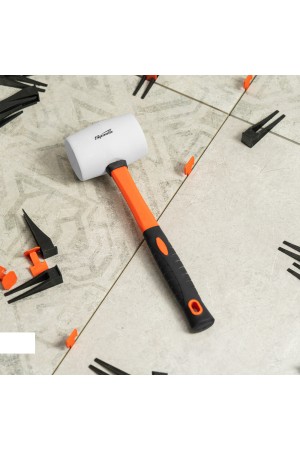 Киянка резиновая, 450 г, белая резина, фибергласовая рукоятка Sparta