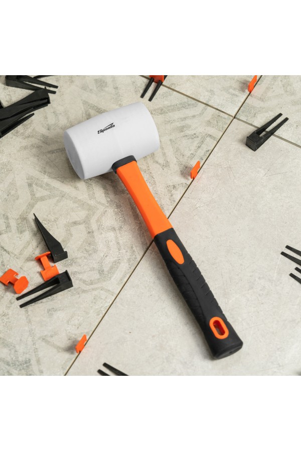 Киянка резиновая, 680 г, белая резина, фибергласовая рукоятка Sparta