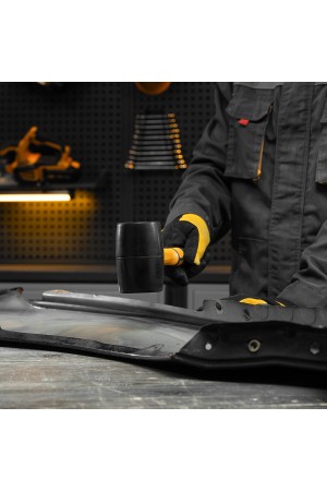 Киянка резиновая, 450 г, черная, фибергласовая рукоятка c TPR покрытием Denzel