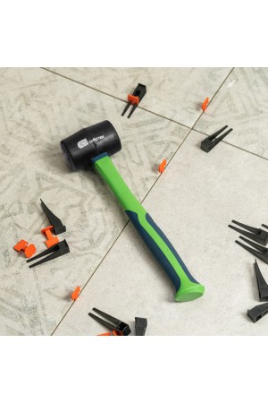 Киянка резиновая, 450 г, черная резина, фибергласовая рукоятка Сибртех