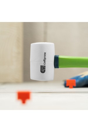 Киянка резиновая, 225 г, белая резина, фибергласовая рукоятка Сибртех