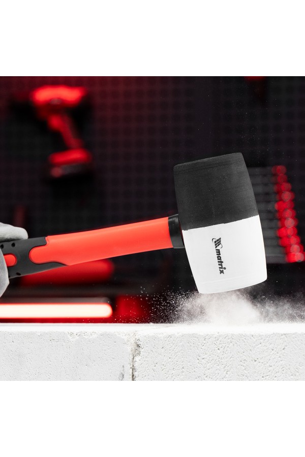 Киянка резиновая, 680 г, черно-белая резина, фибергласовая рукоятка Matrix