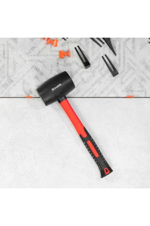 Киянка резиновая, 450 г, черная резина, фибергласовая рукоятка Matrix